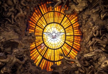 Comunidade Espírito Santo em preparação para Pentecostes